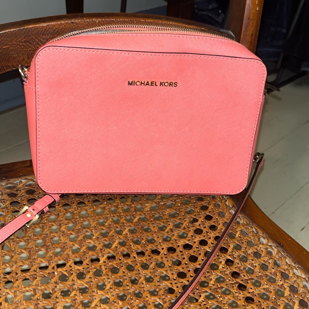 Michael kors purse